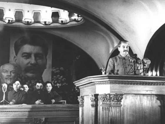Что стало с курсантом, который ударил Сталина у всех на глазах