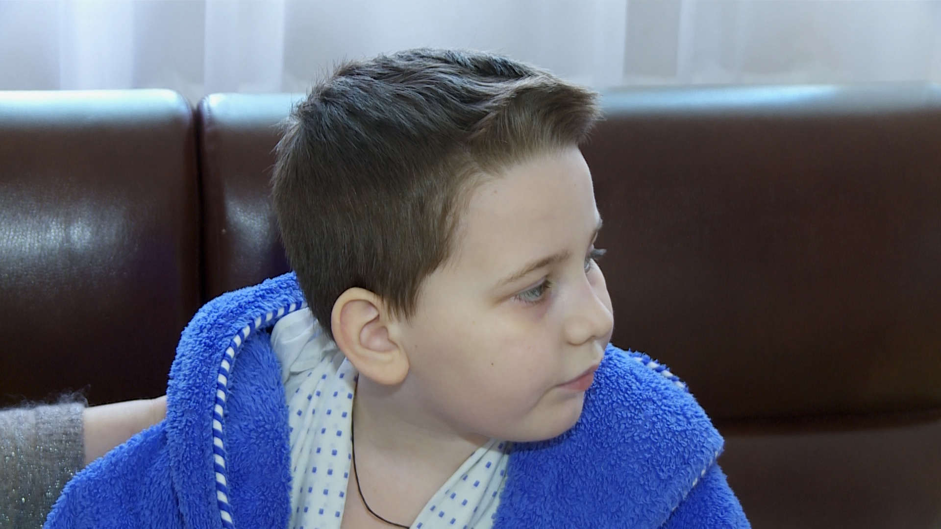 Во время обстрела ВСУ в Мариуполе пострадали ребенок и беременная женщина