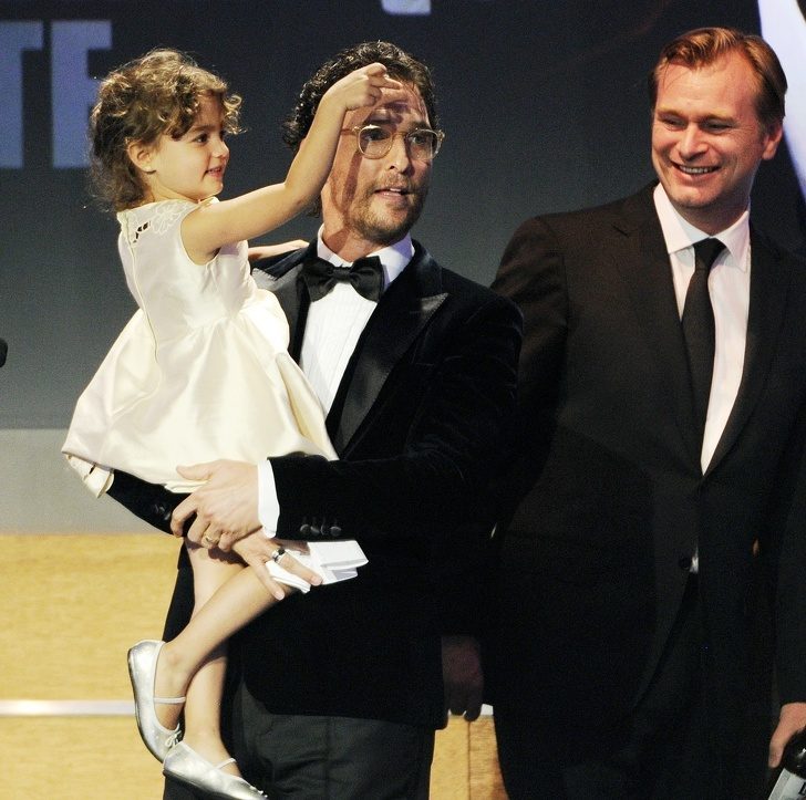 Знаменитые отцы, которые доказали, что воспитание дочери — это ни с чем не сравнимое удовольствие Знаменитые отцы, которые доказали, что воспитание дочери — это ни с чем не сравнимое удовольствие