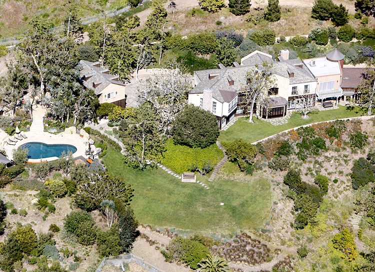 Линдси Лохан дала совет Меган Маркл и принцу Гарри по поводу папарацци Линдси Лохан дала совет Меган Маркл и принцу Гарри по поводу папарацци Звезды,Новости о звездах