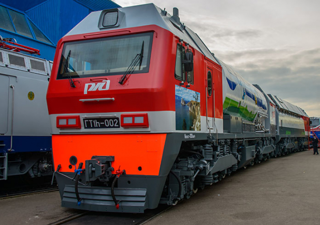 Стальной гигант для РЖД: первый рейс нового российского локомотива