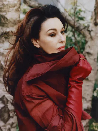 61-летняя Моника Беллуччи снялась для китайского глянца БеллуччиМоника, Беллуччи, Моника, недавно, платье, актёра, актриса, Венсаном, поддерживают, отношения, супругов, нынешней, маленького, возлюбленной, бывших, Леони, Нарой, Баптистой, которая, дочери