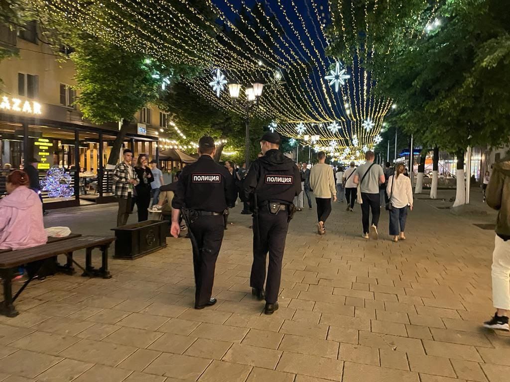 Скопление полицейских заметили в центре Рязани вечером 26 мая