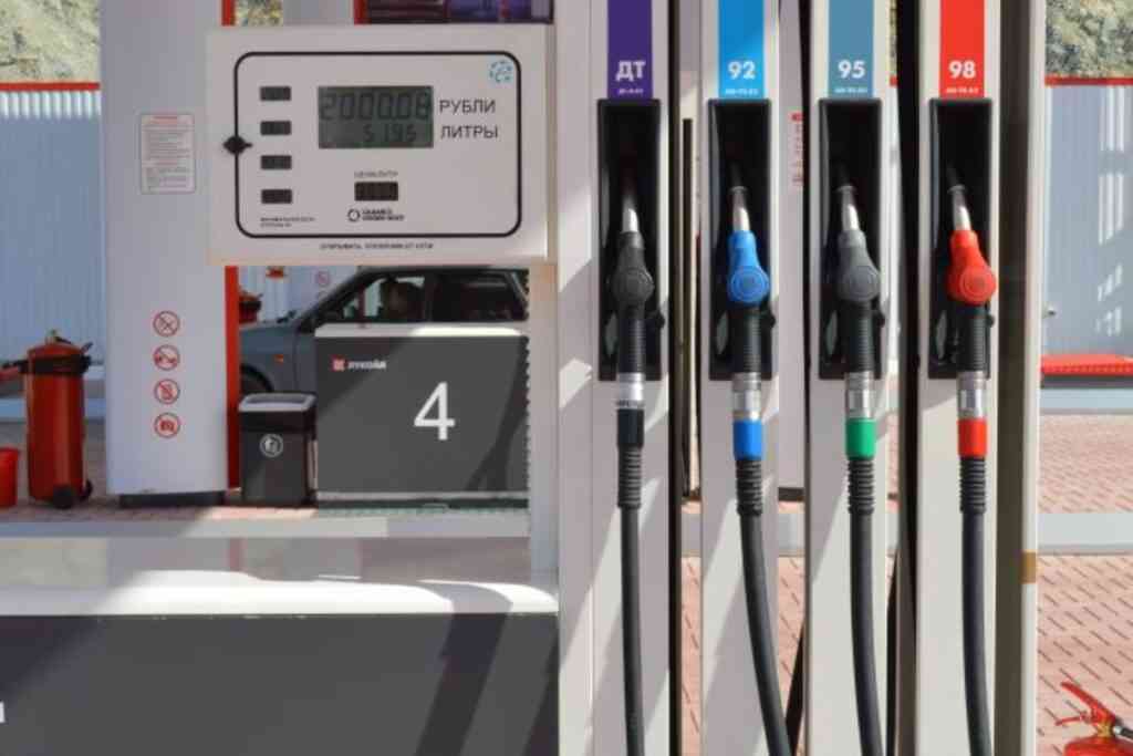 Для производителей сняли запрет на экспорт бензина