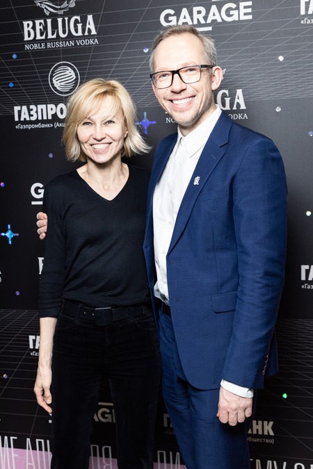 Ингеборга Дапкунайте, Варвара Шмыкова и другие на открытии выставки в Москве Звезды,Новости о звездах