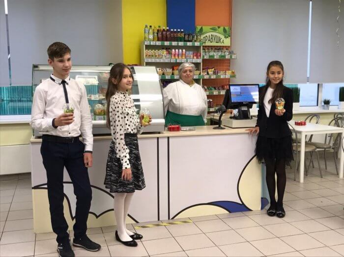 Школьные рестораны, всероссийские конкурсы и новинки в меню – чем удивлял комбинат питания в этом учебном году