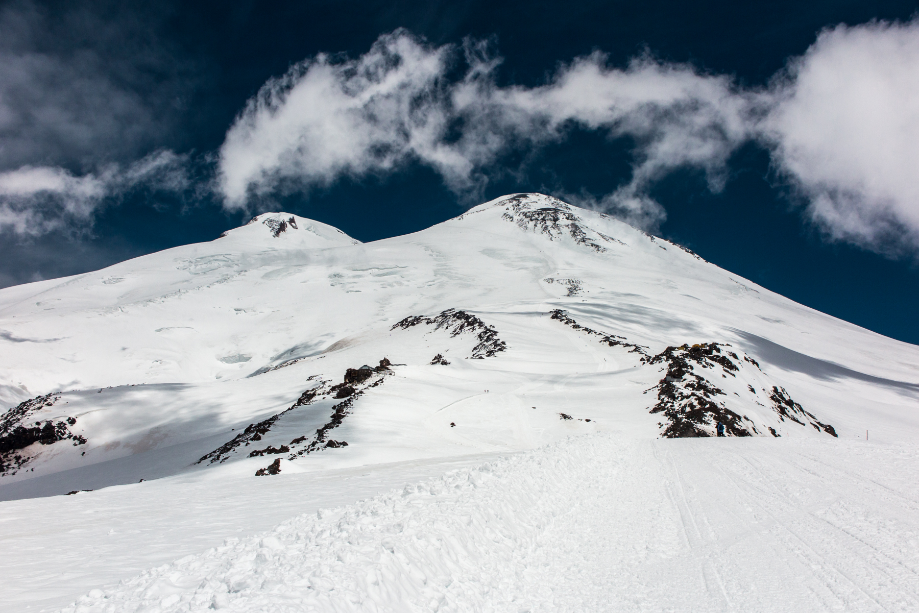 Почему Эльбрус считают горой бессмертных