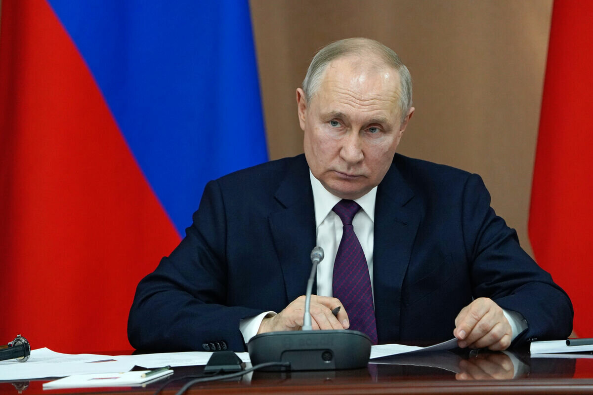 Президент Путин: «В миграционной политике надо исходить из интересов российских граждан»