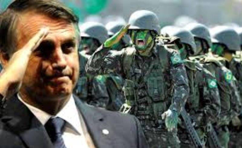 Верховный суд Бразилии потребовал от президента объяснить использование вооружённых сил в Амазонии