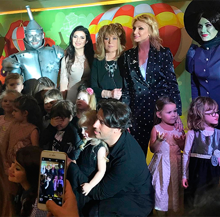 Алла Пугачева с детьми и другие звезды на дне рождения дочери Кристины Орбакайте