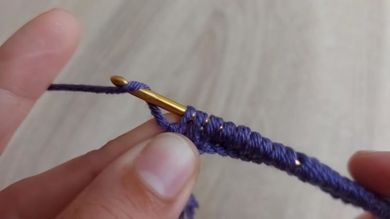 Техника тунисского вязания снискала доверие и любовь рукодельниц по всему миру. Такое простое, но в то же время изящное и красивое тунисское вязание обязательно понравится и вам!-3