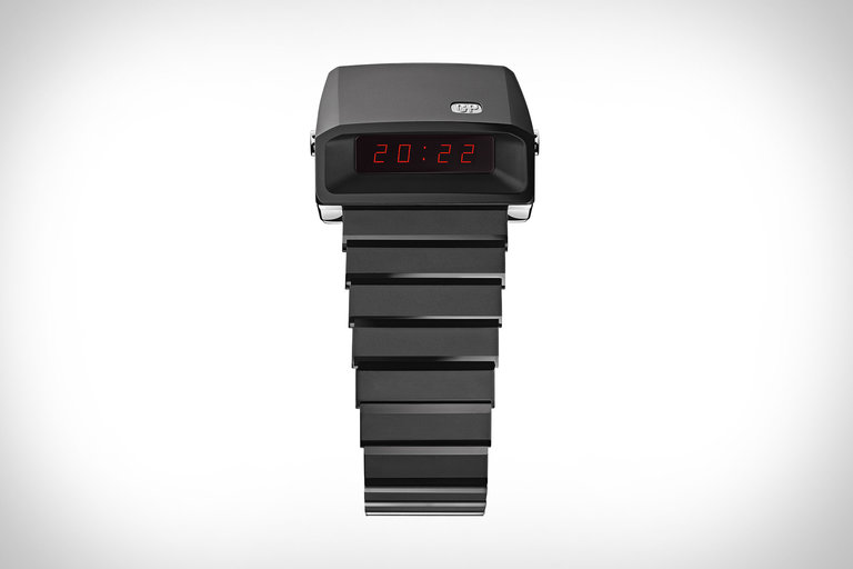 Girard-Perregaux Casquette 2.0 Watch