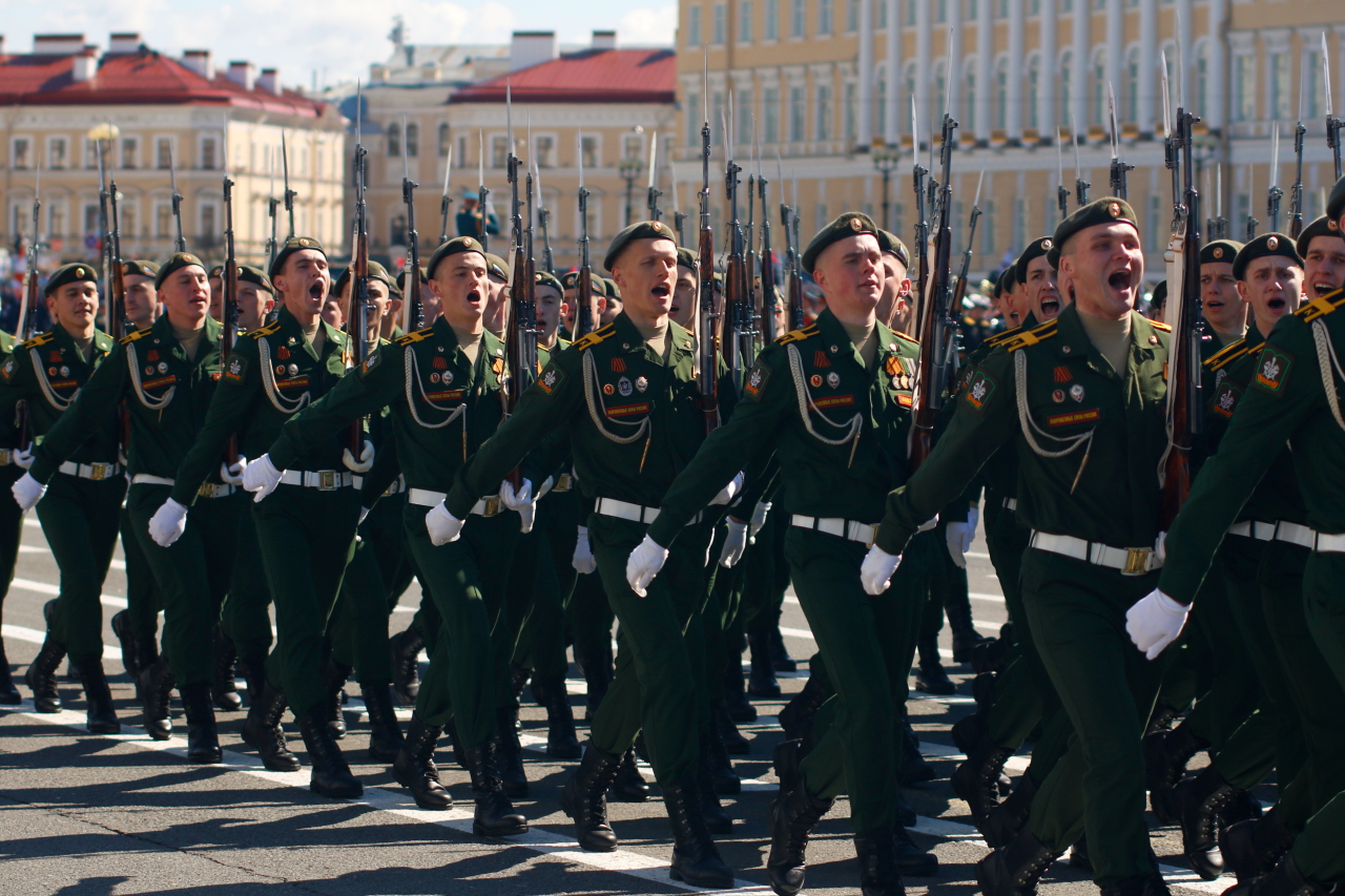 Во сколько будут показывать парад 9 мая. Генеральная репетиция парада Победы 2022. Репетиция парада Победы 2022 в Москве. Генеральная репетиция парада в Москве. Парад Победы Псков 2022.