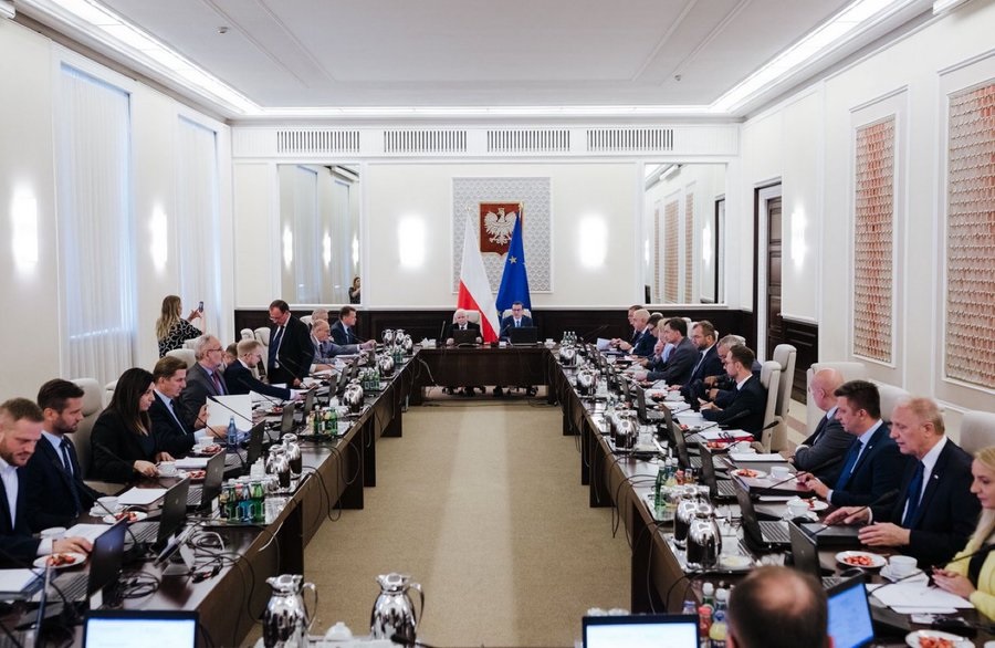 «Начальник Польши» готовится к официальному введению польских войск на Западную Украину