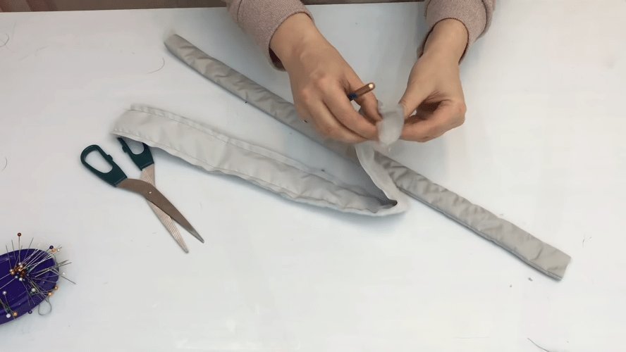 Стеганая сумка-дутик: практичный и симпатичный аксессуар, который легко сделать самостоятельно Стеганая сумка-дутик: практичный и симпатичный аксессуар, который легко сделать самостоятельно переделки,рукоделие,своими руками,сделай сам