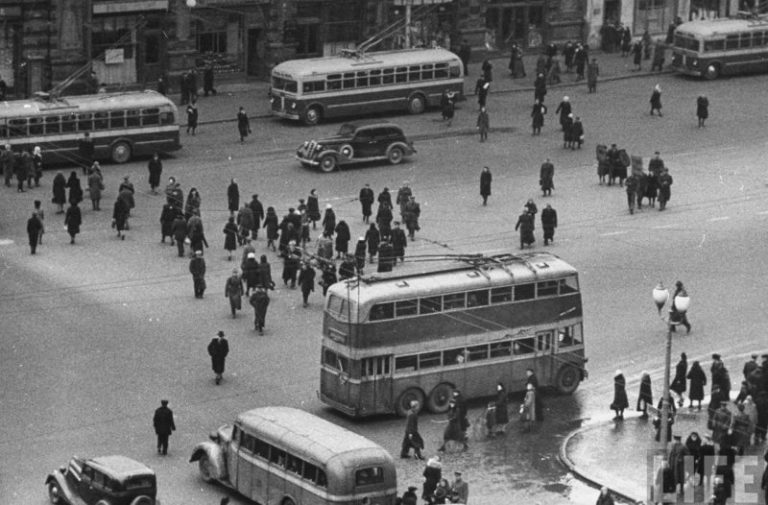 Куда с улиц Москвы пропали двухэтажные троллейбусы