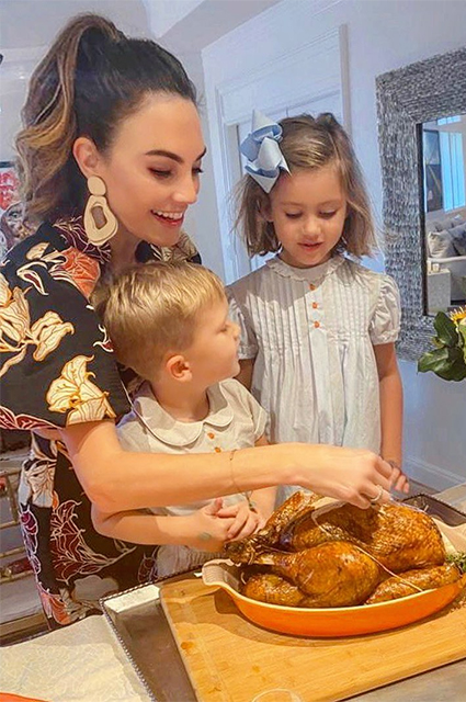 Бывшая жена Арми Хаммера впервые прокомментировала секс-скандал с его участием: "Как многого я не знала" Звездные пары