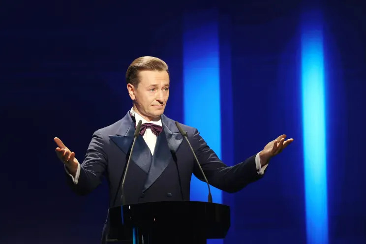 Сергей Безруков