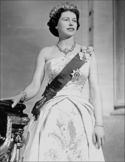 Елизавета II в молодости: как она выглядела снимок, получила, королевы, «Невероятной, пользователи, пишут, королева», королева, красоты, Великобритании, недавно, граждан, пользователей, среди, много, наделал, сетях, сетиСовсем, королеве, Hollywood