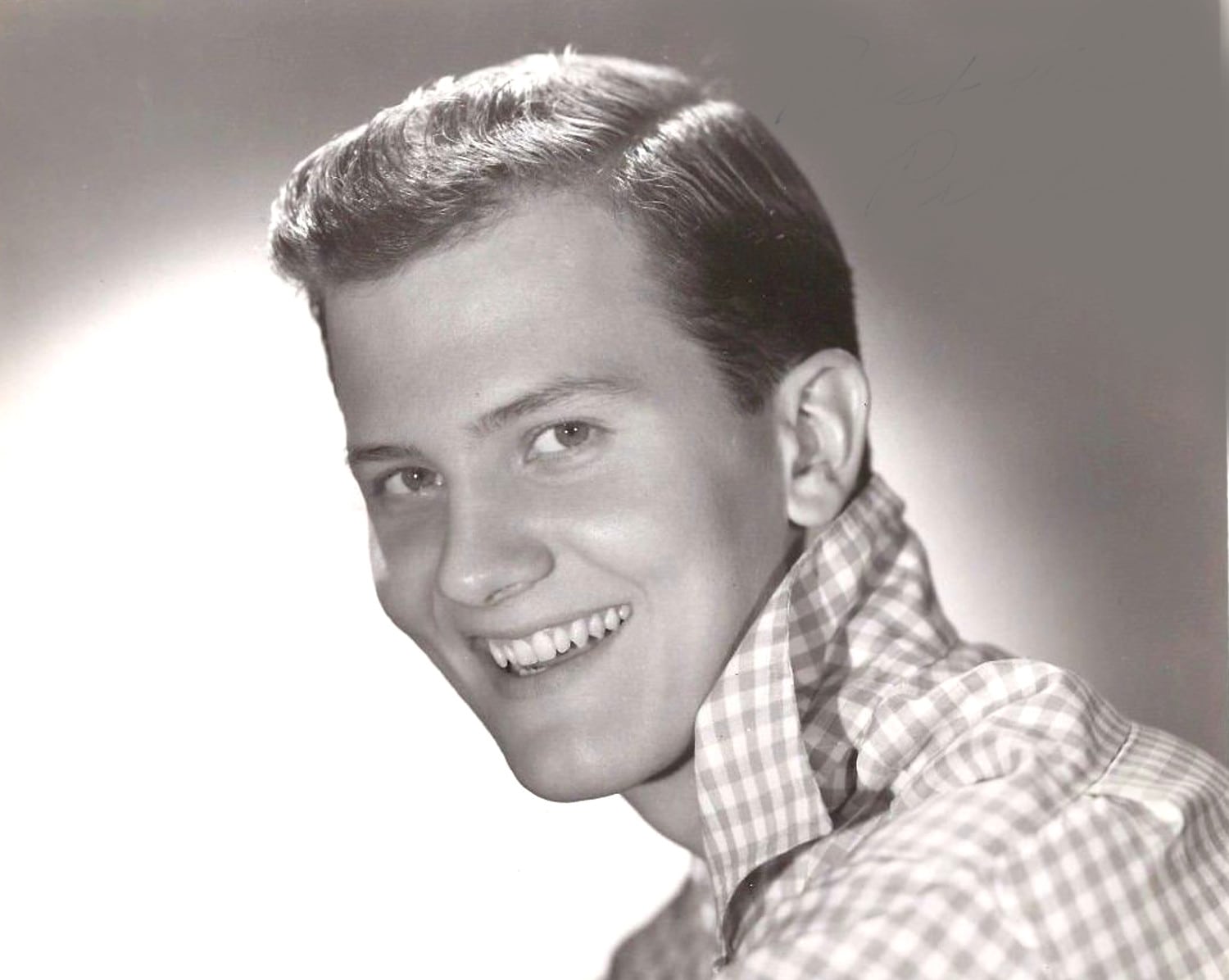 https://www.ratherrarerecords.com/wp-content/uploads/PatBoone_1955_PublicityPhoto_1500.jpg