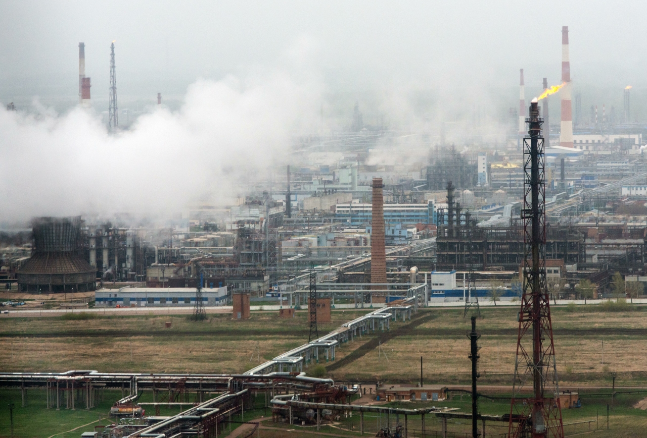 В Башкирии беспилотник атаковал завод «Газпром нефтехим Салават»