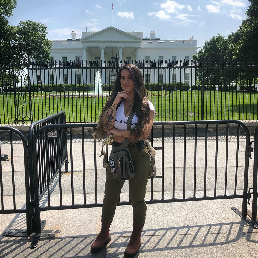 «Королева оружия» из Израиля «Королева оружия» из Израиля женщины,Израиль,оружие