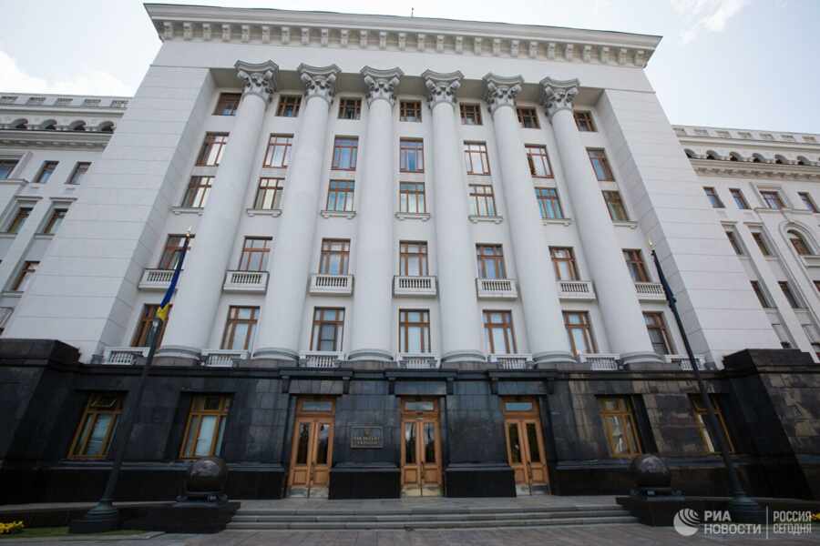 Сообщения о возможном "наступлении из Белоруссии" в офисе президента Украины назвали инсинуациями 