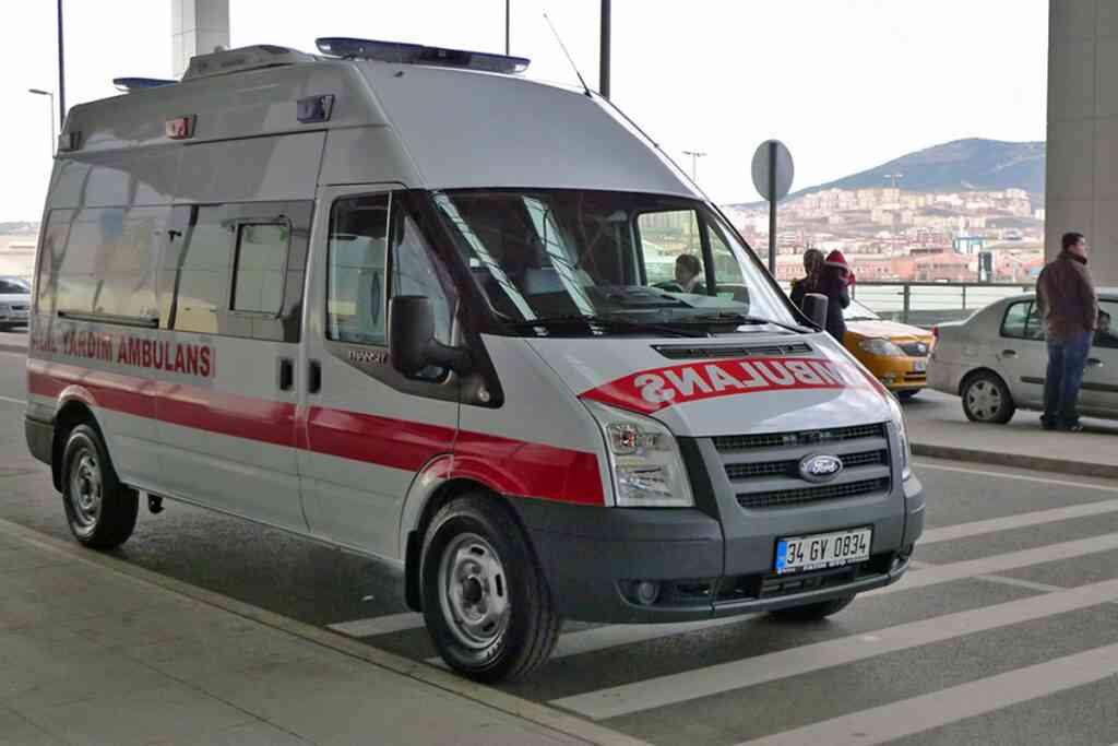 Четыре человека погибли при стрельбе в школе на юго-востоке Турции