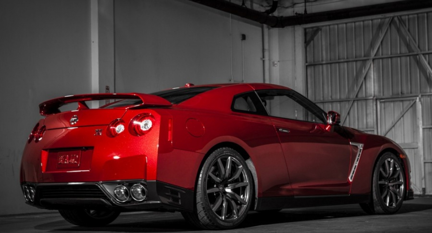 Nissan представил обновлённый спорткар GT-R 2024 года