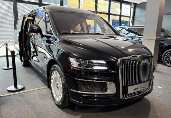 Aurus Arsenal в VIP-комплектации впервые показали внутри