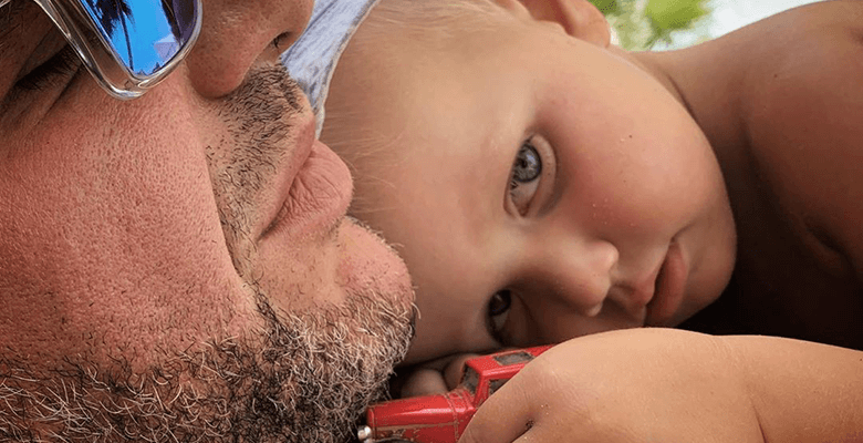 Максим Виторган общается с 3-летним сыном на таинственном языке