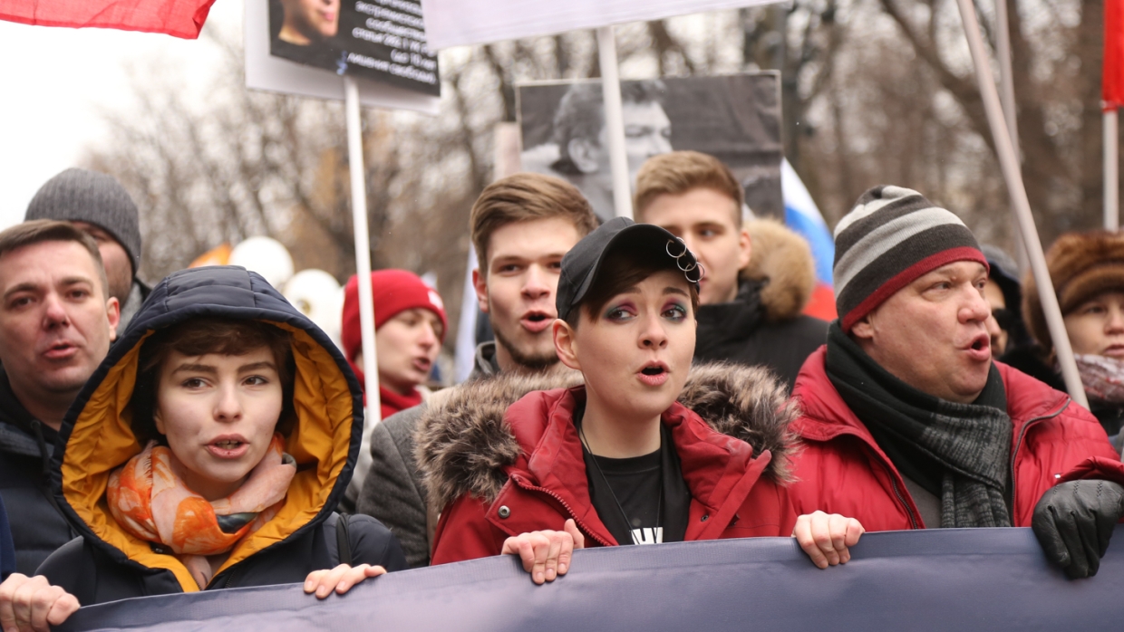 Назначенная оппозиция. Марш Немцова 2014. Навальный на марше Немцова 2020.