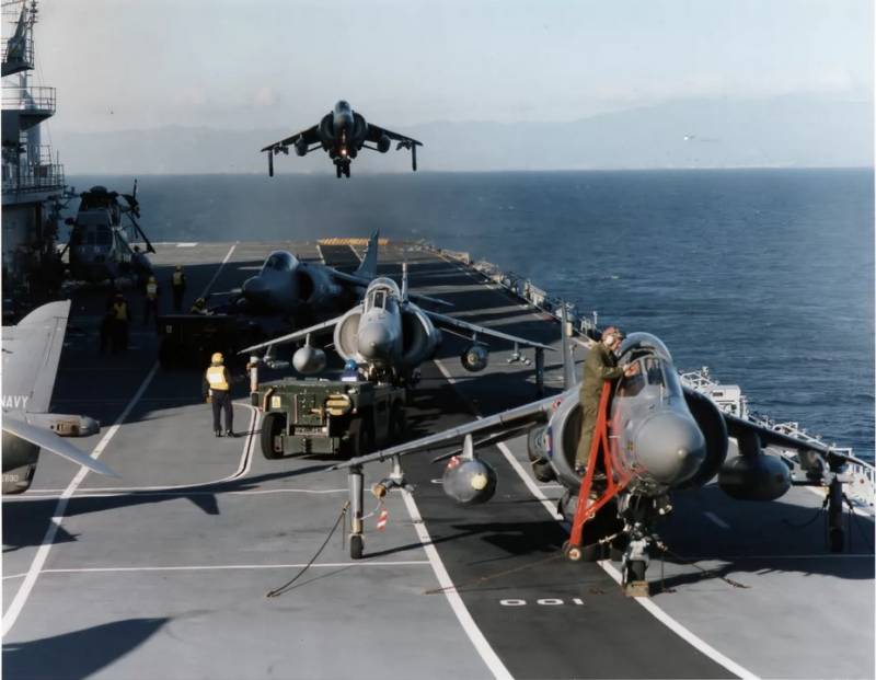 Не «Як38», не «Харриер», а кто? Не «Як38», не «Харриер», а кто? ввс