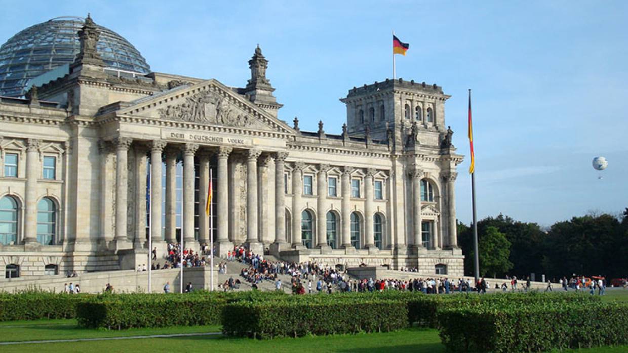 Канцлер ФРГ Шольц подтвердил отказ Берлина от поставок летального оружия на Украину