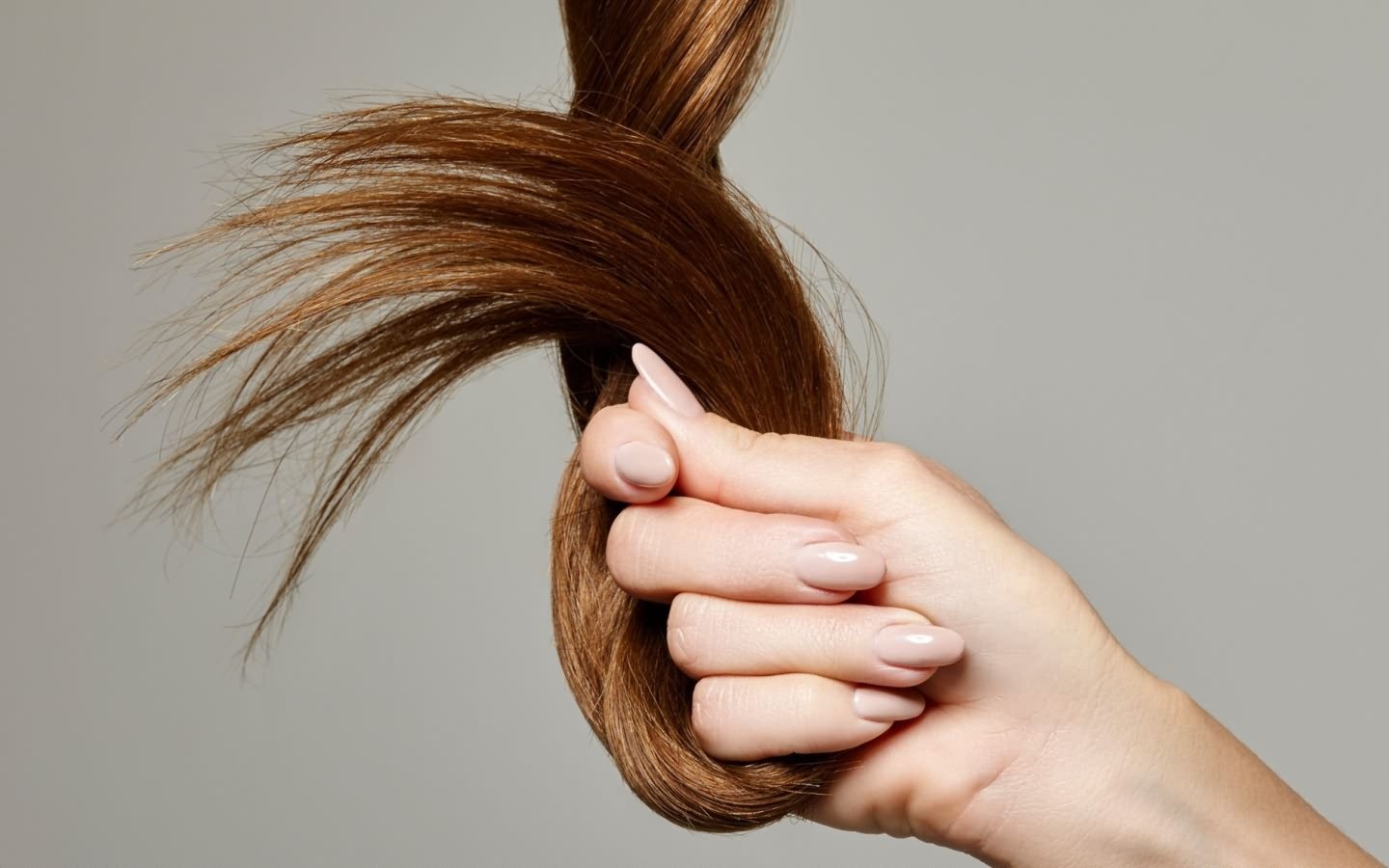 Как легко, быстро и просто привести в порядок выглядящие грязными волосы?