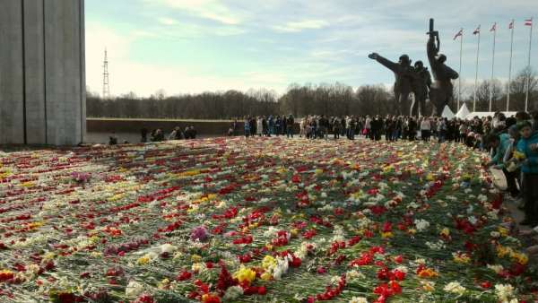 Прибалтийские гиены готовы рвать на куски каждого празднующего День Победы Победы, Латвии, Эстонии, Литвы, против, Литве, часть, власти, советского, будет, населения, апреля, Советской, народа, случаю, полковник, Германии, Заренков, Таллине, России