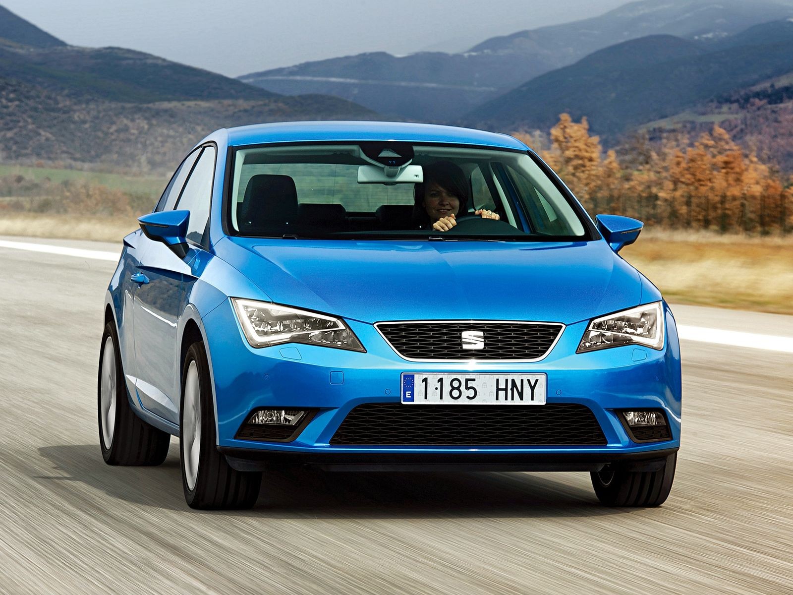 В России отзывают хэтчбеки Seat Leon, чтобы устранить течь масла из двигателя