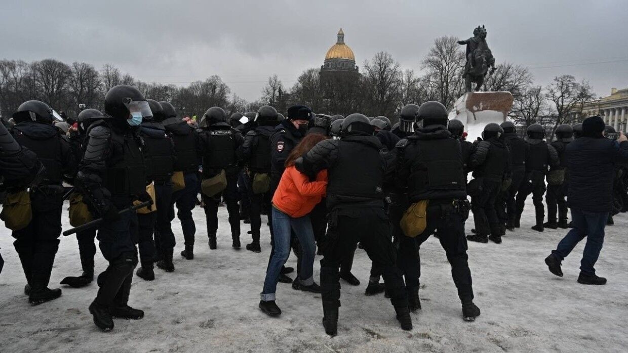 Около 40 петербуржцев получили административные аресты после митинга