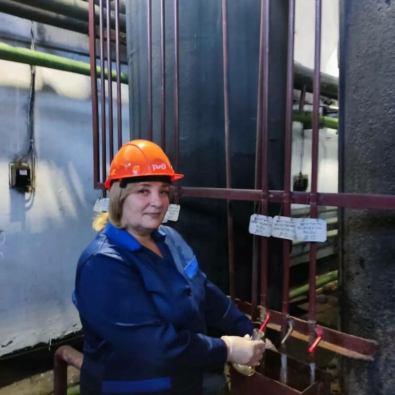 Томенко вручил награды лучшим работникам дорожной и транспортной отрасли / Фото: Антон Червяков