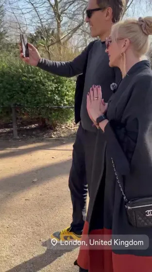 Кристина Орбакайте показала, как отдыхает в Лондоне с мужем Михаилом Земцовым Орбакайте, Кристина, артистка, мужем, дочери, живёт, только, артистку, Лондон, столице, решение, осталась, Лондоне, вместе, постоянно, время, концертов, позицию, внешней, очередь