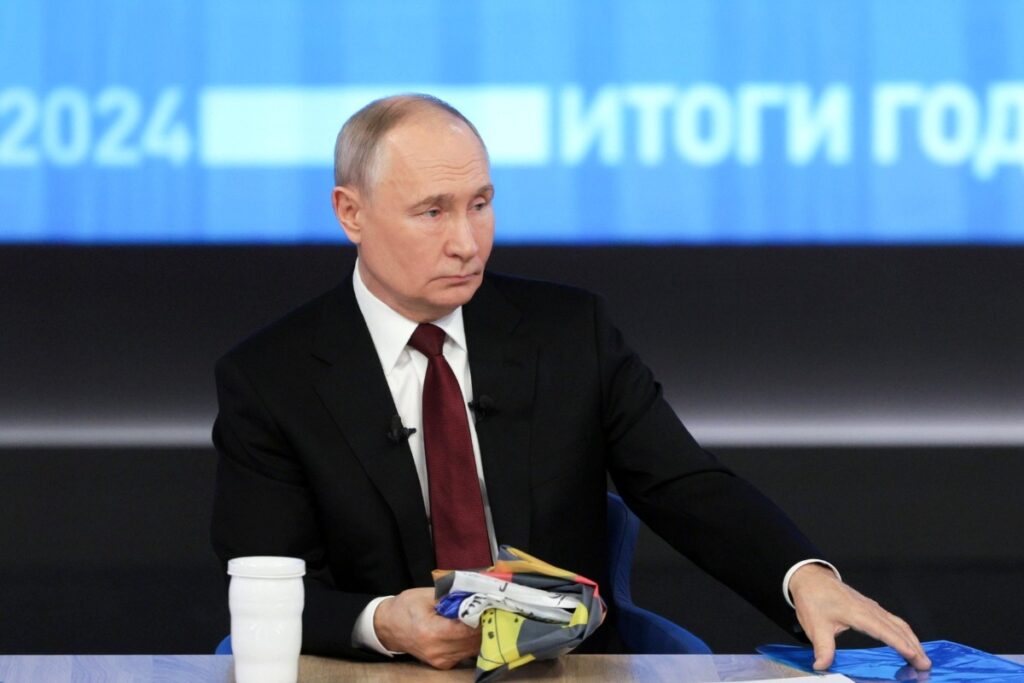 Путин провел совещание по подготовке переговоров в Стамбуле