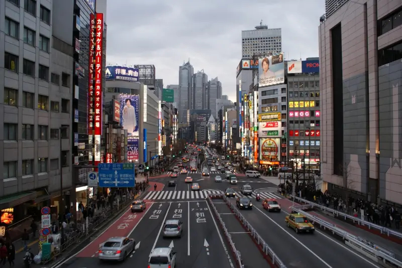 FT: Япония скатилась к унизительному статусу развивающейся экономики