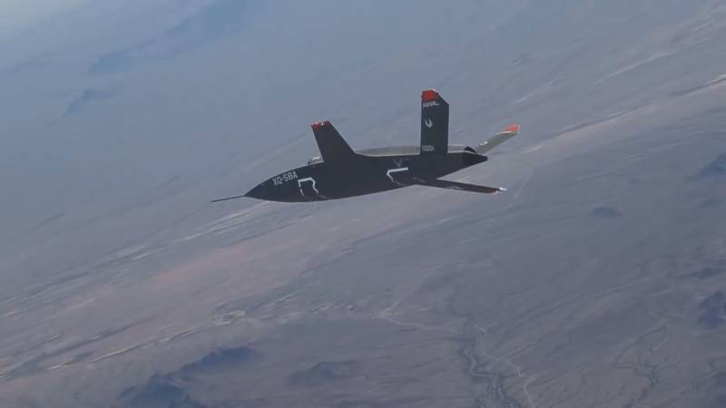 Опытный БПЛА Kratos XQ-58A Valkyrie Опытный БПЛА Kratos XQ-58A Valkyrie ввс