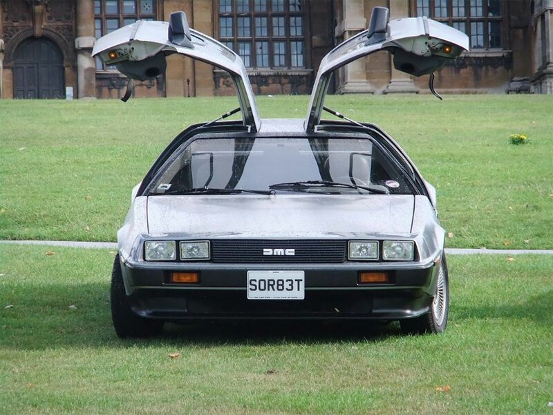 Автомобиль эпохи: легендарные и нестареющие DeLorean DMC-12 delorean dmc-12, авто, автомобили, автомобиль, машина, назад в будущее, фильм, фото