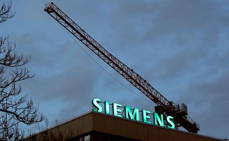 The logo of German industrial group Siemens is seen in Zurich, Switzerland, January 30, 2019. REUTERS/Arnd Wiegmann