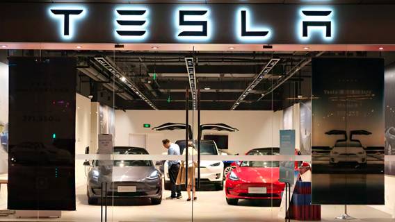 Tesla подала встречный иск против JPMorgan из-за конфликта по ценным бумагам