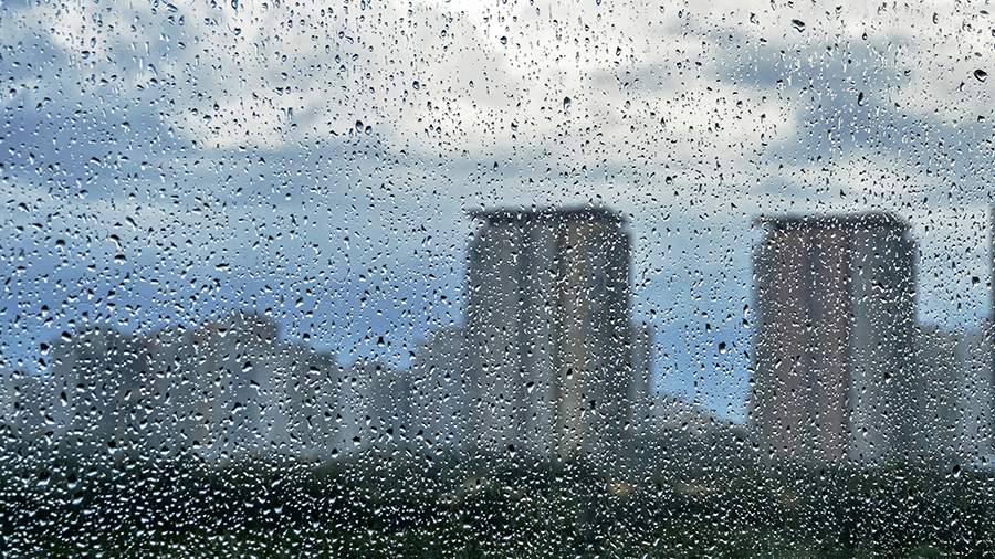 Синоптик назвал срок окончания интенсивных дождей в Москве