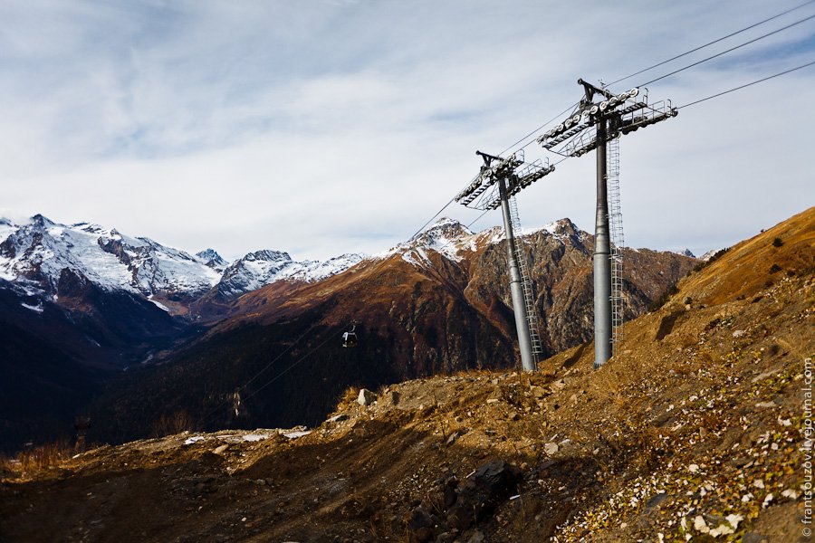 Поездка в Домбай Поездка в Домбай путешествия
