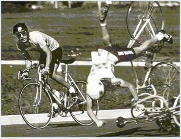 Падения с велосипеда (40 фото)