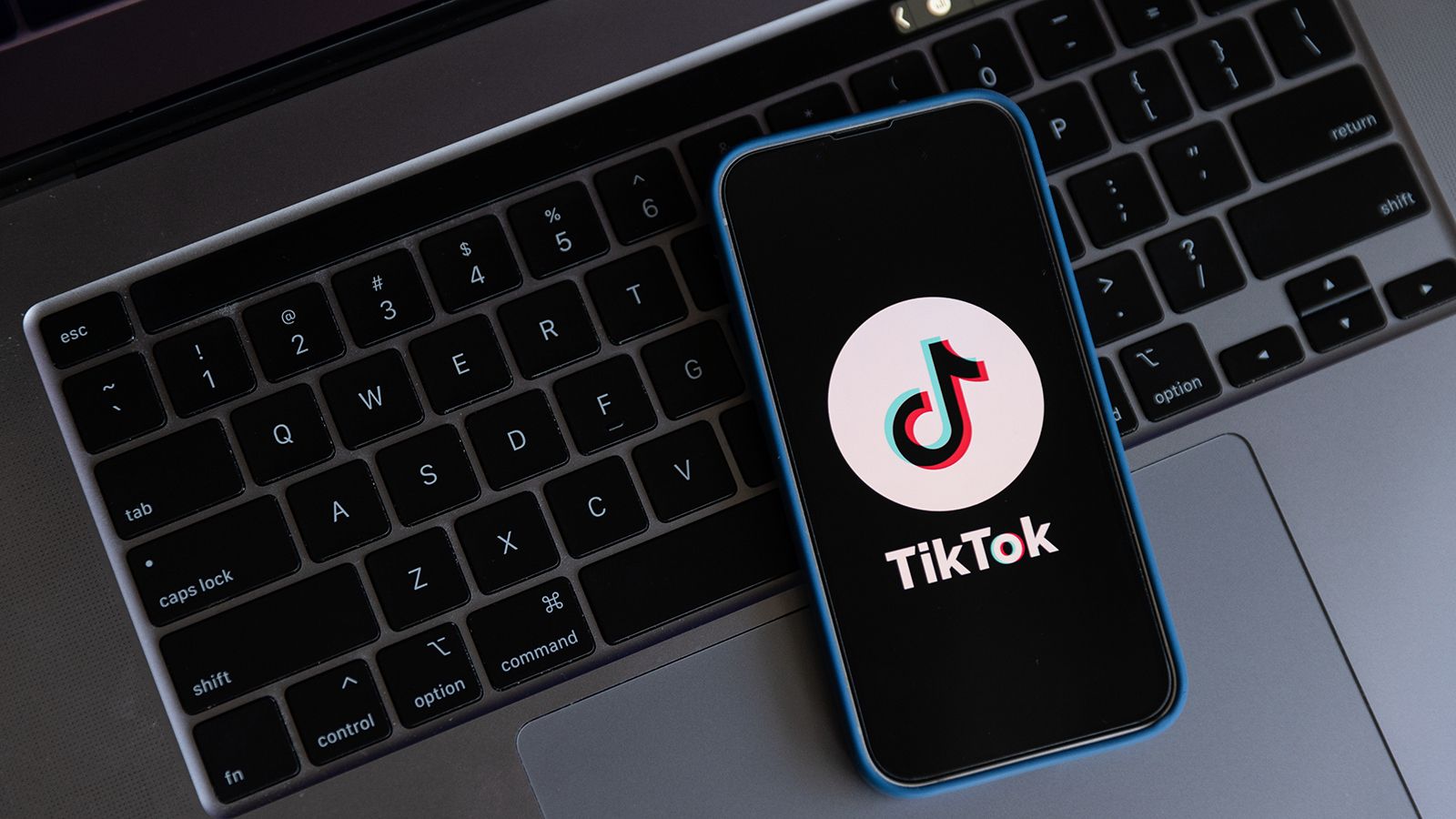 Сенатор Уорнер: администрация Байдена поддержала запрет TikTok